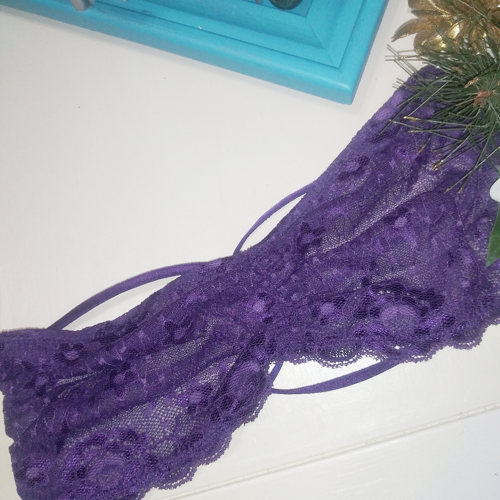 Free People Essential Lace Bandeau - Picture 4 of 4